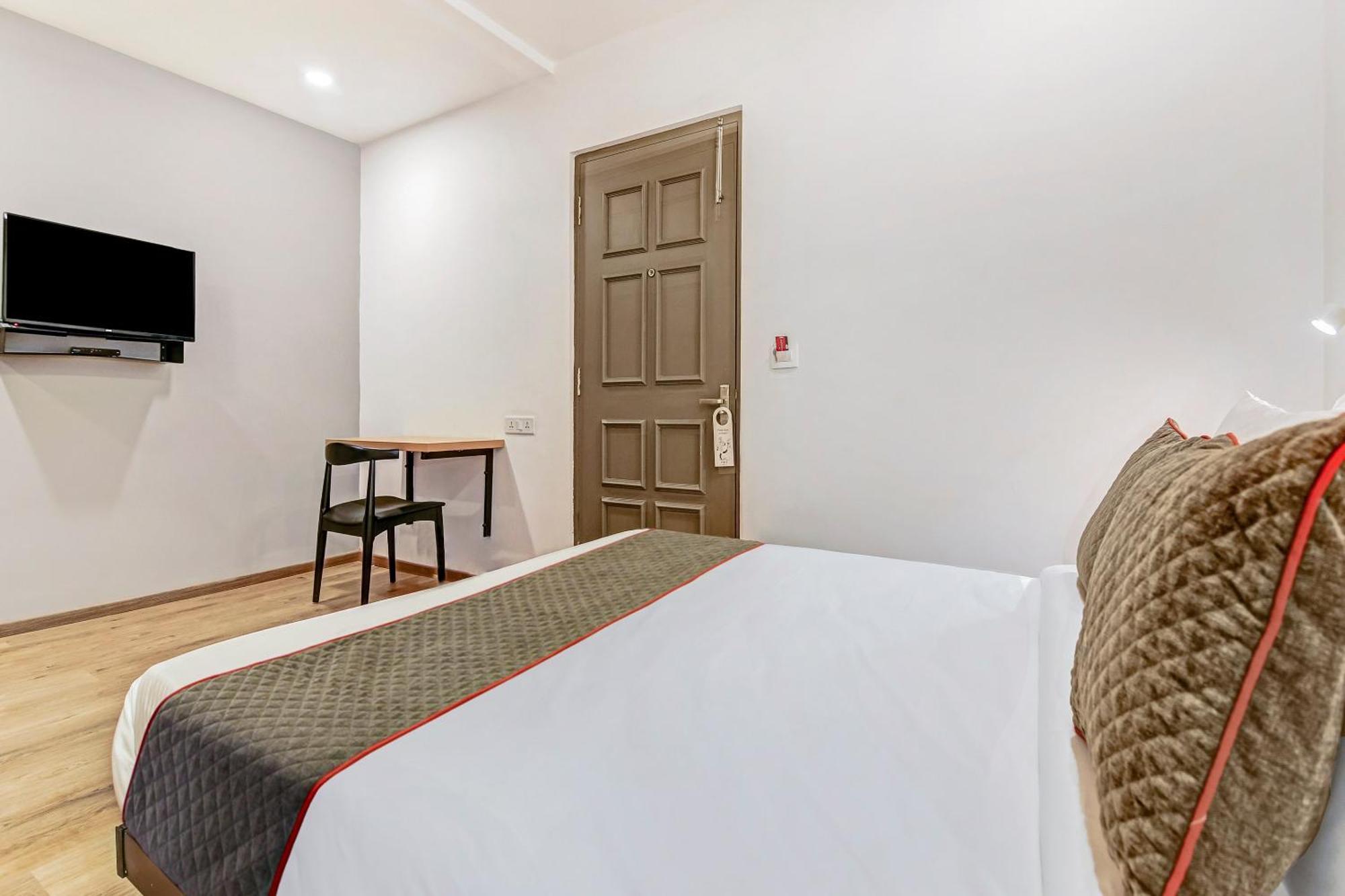 Townhouse Knowledge Park ||| Near Sharda University Greater Noida Extérieur photo