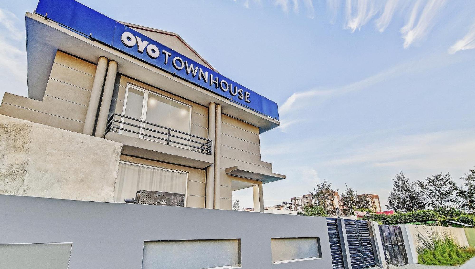 Townhouse Knowledge Park ||| Near Sharda University Greater Noida Extérieur photo