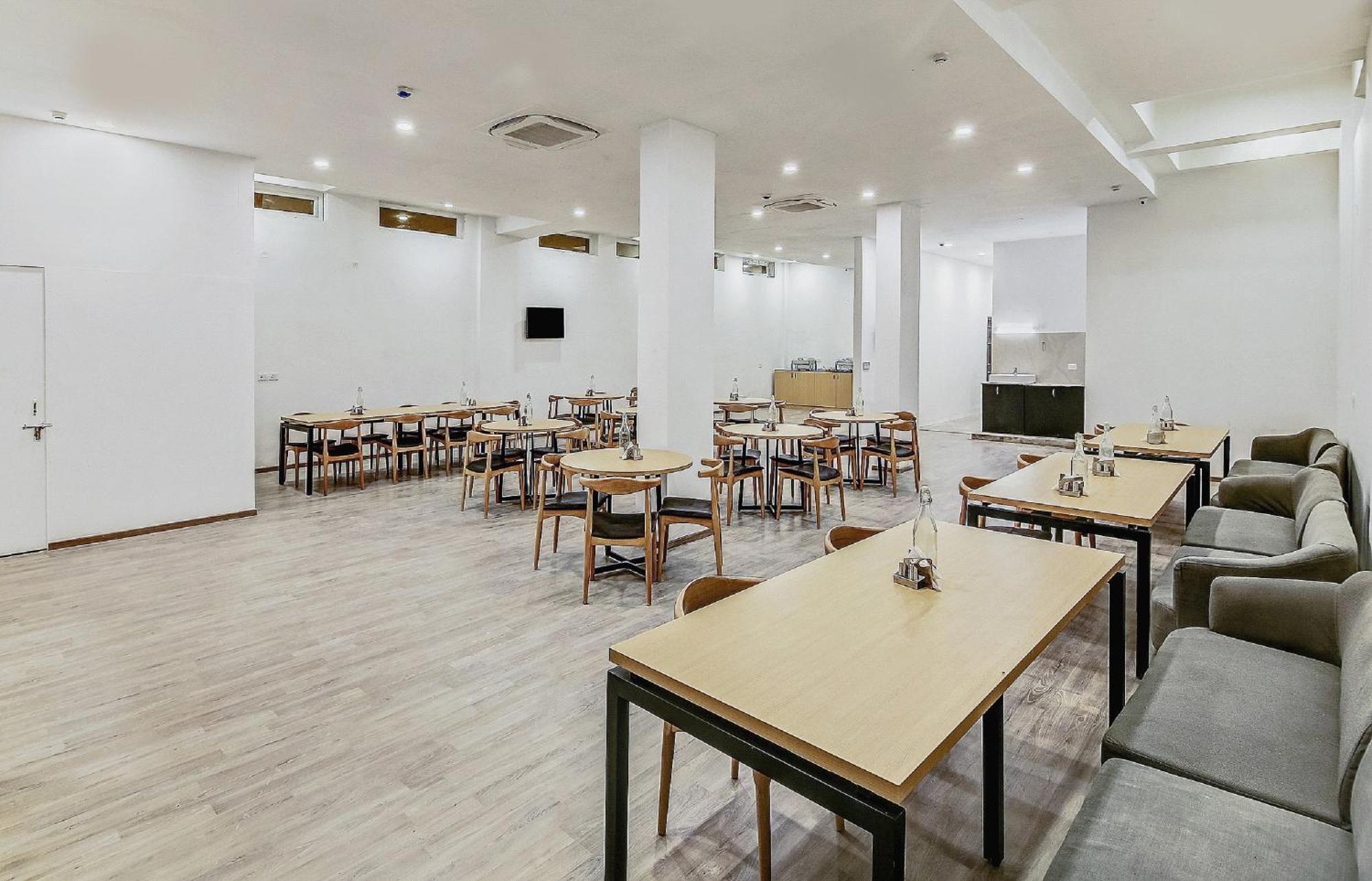 Townhouse Knowledge Park ||| Near Sharda University Greater Noida Extérieur photo