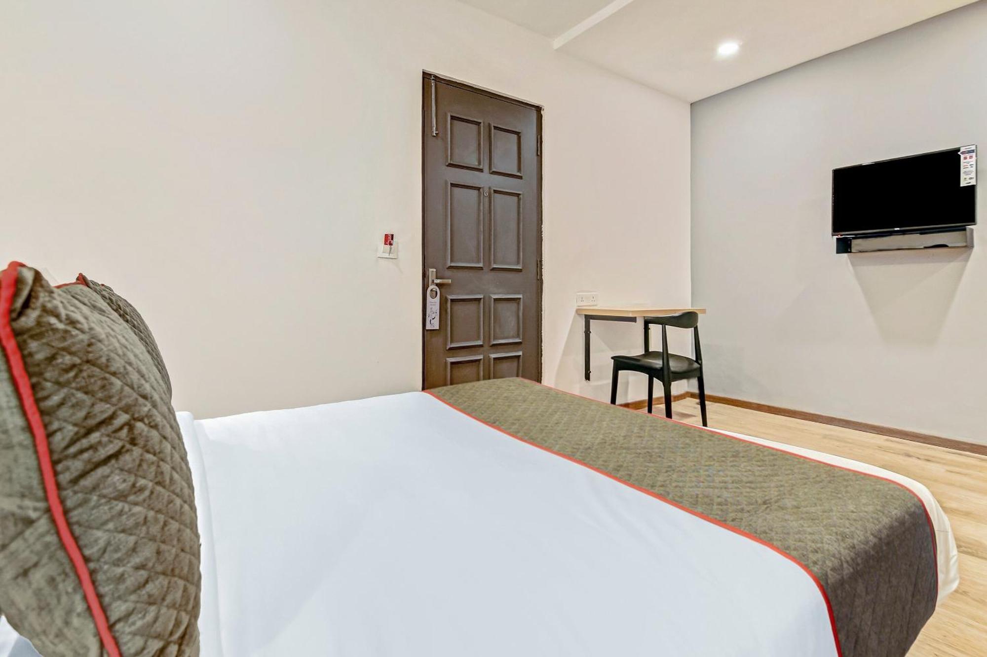 Townhouse Knowledge Park ||| Near Sharda University Greater Noida Extérieur photo