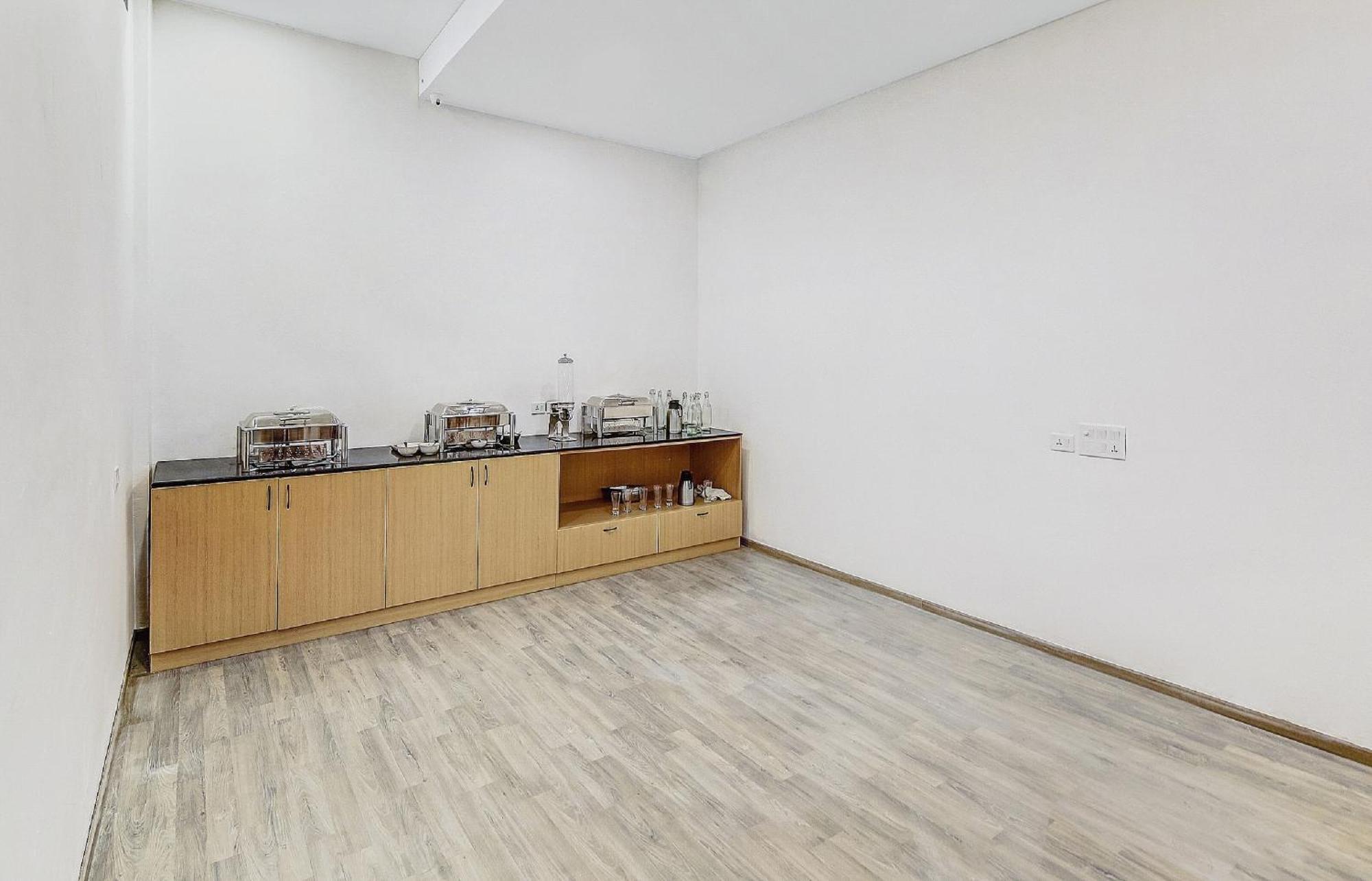 Townhouse Knowledge Park ||| Near Sharda University Greater Noida Extérieur photo