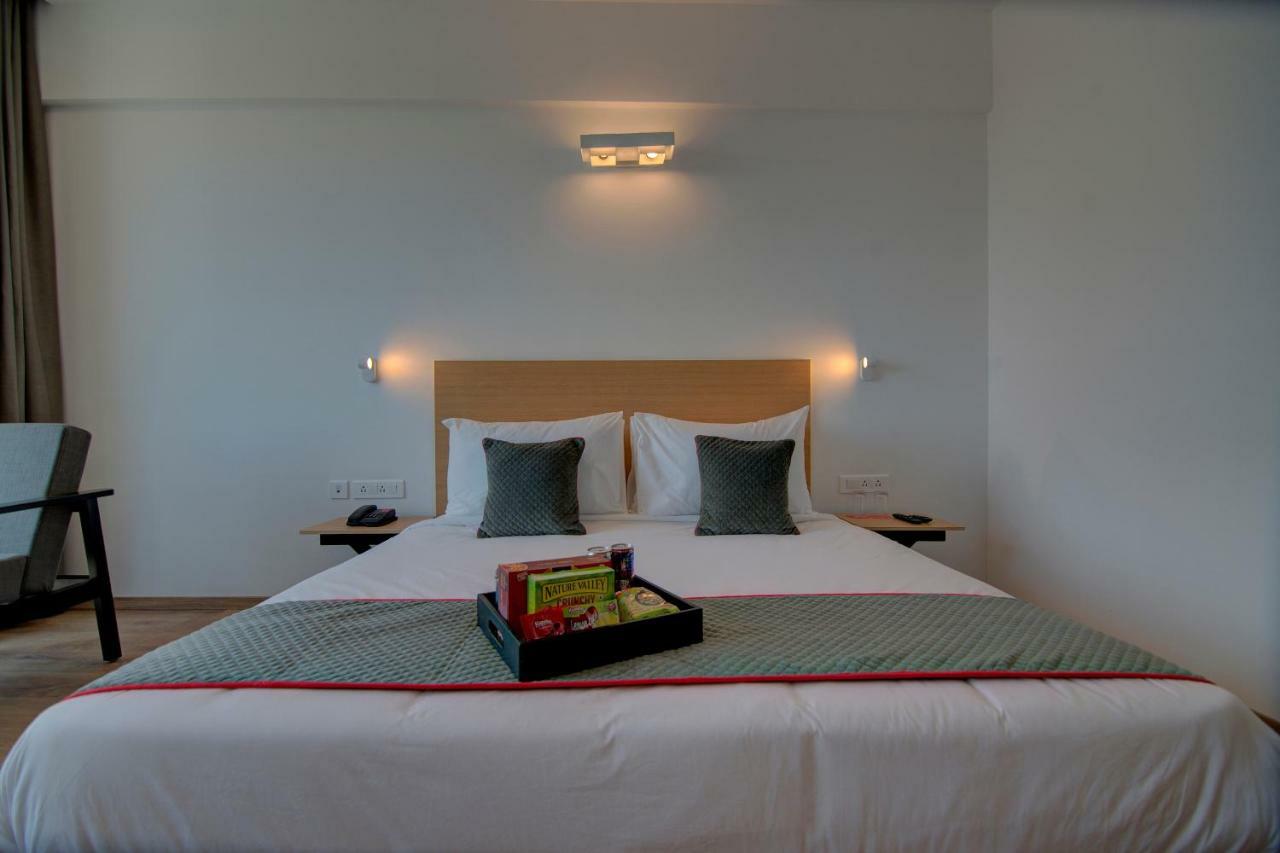 Townhouse Knowledge Park ||| Near Sharda University Greater Noida Extérieur photo