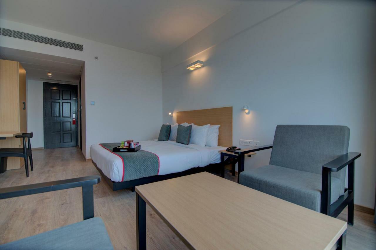 Townhouse Knowledge Park ||| Near Sharda University Greater Noida Extérieur photo