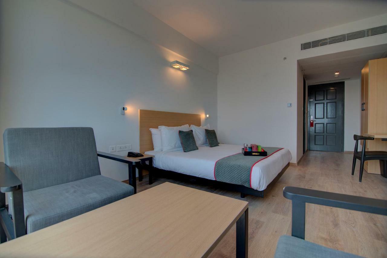 Townhouse Knowledge Park ||| Near Sharda University Greater Noida Extérieur photo